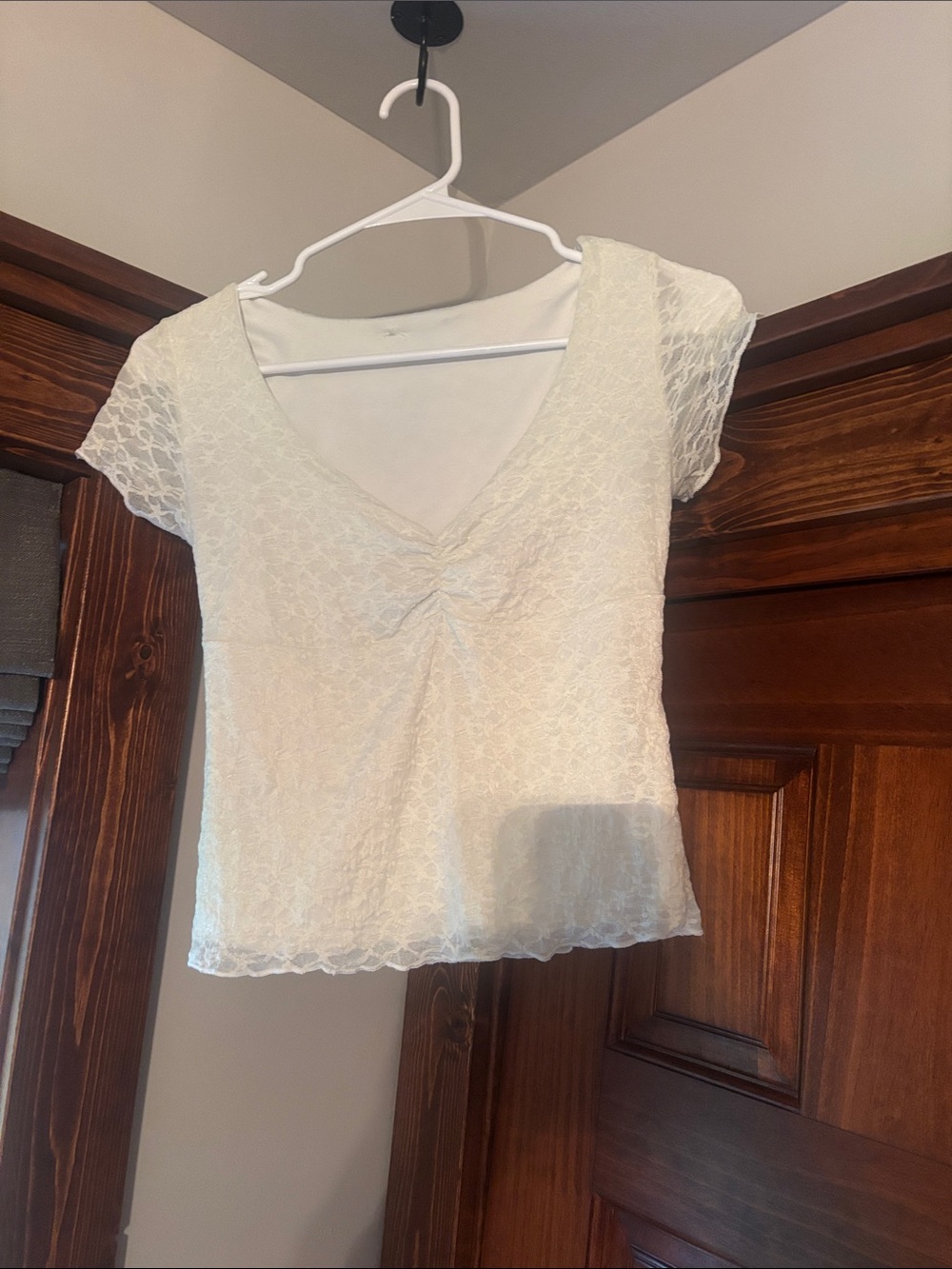 T.J.Maxx Cream Lace V-Neck Short Sleeve Blouse